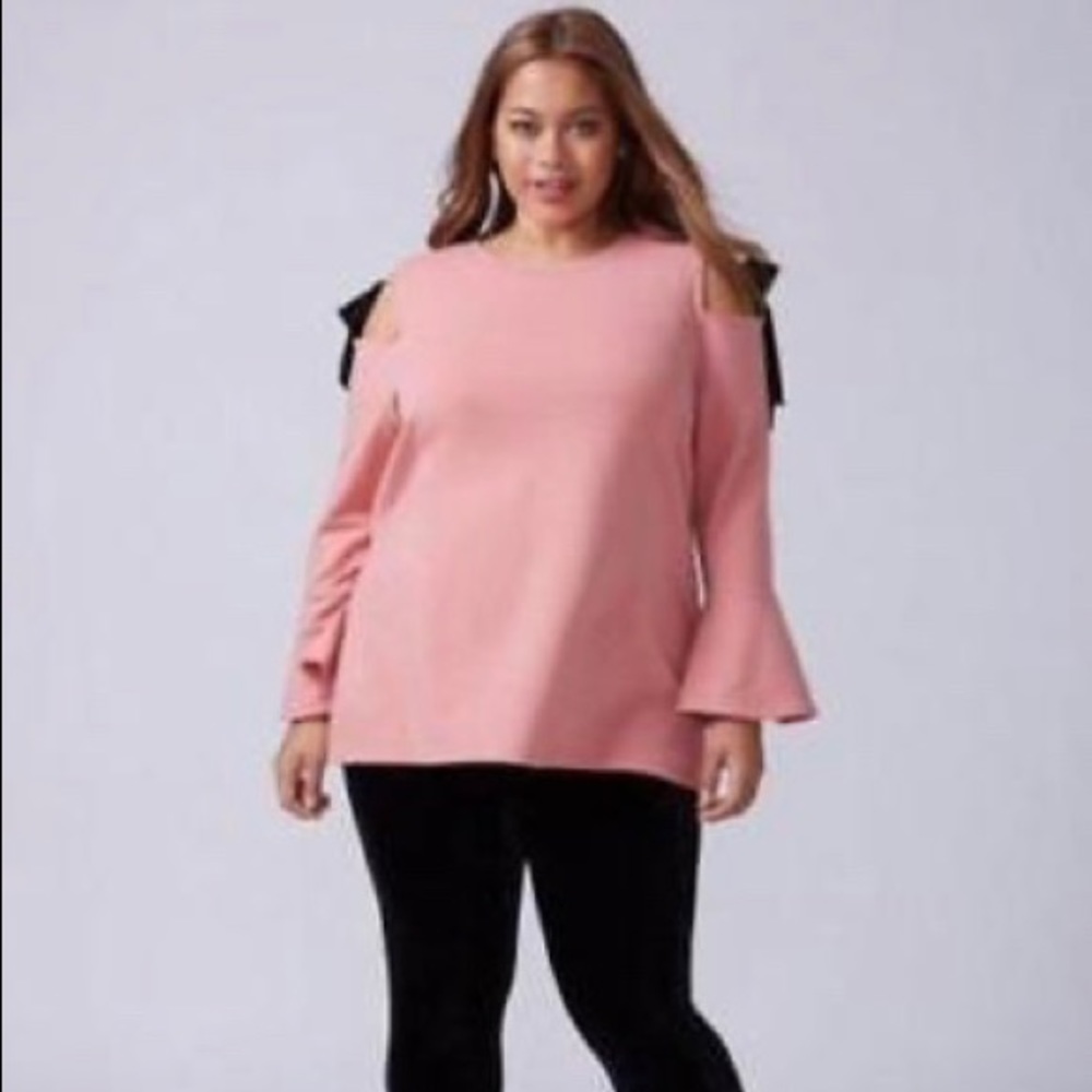 Cold shoulder bell sleeve top (14/16)